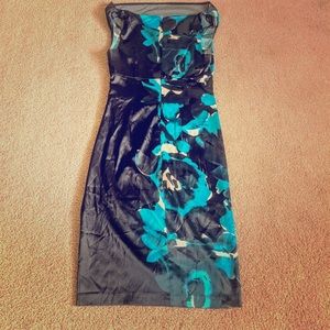 Beautiful silk dress worn once !!!